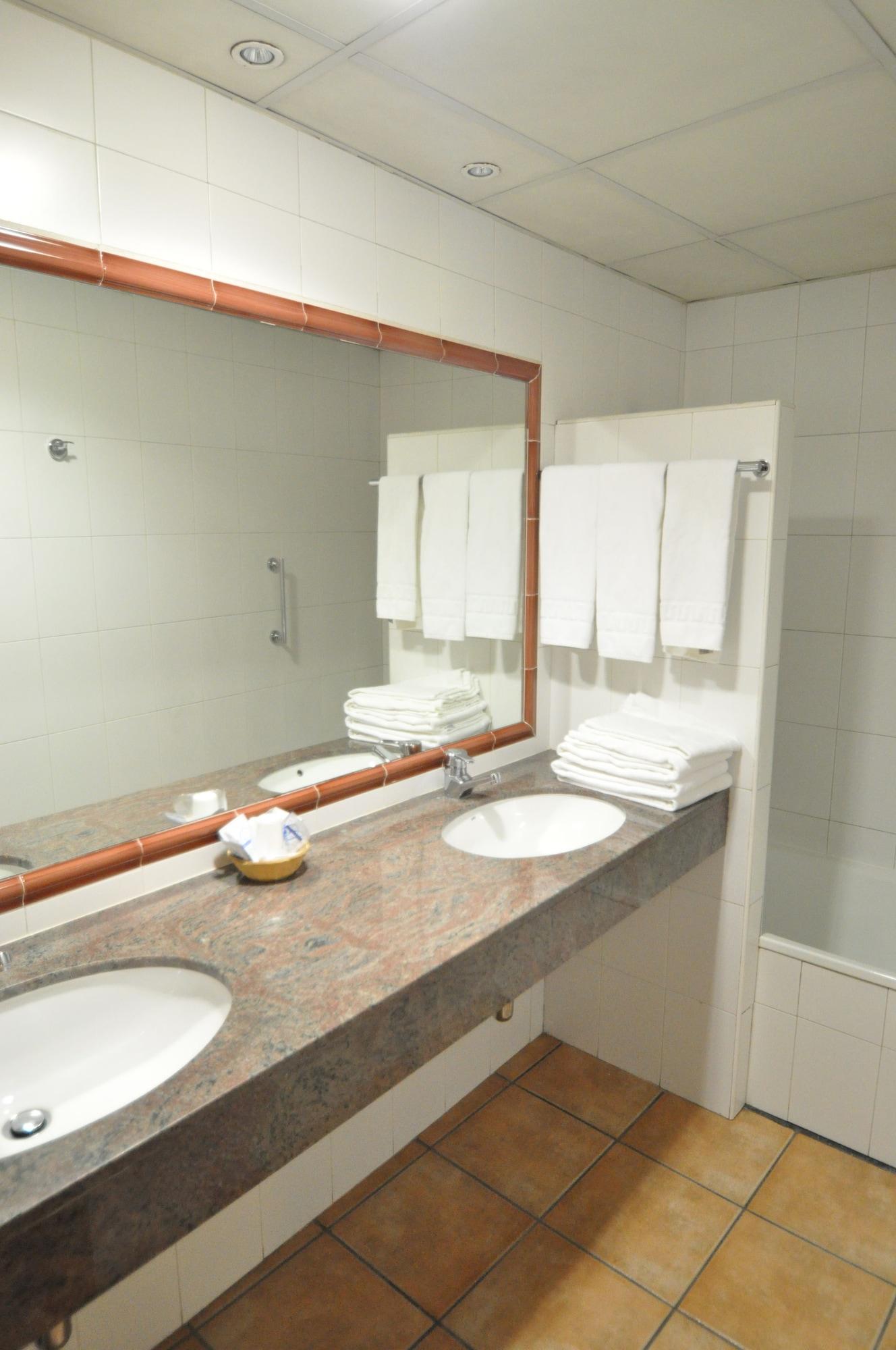 Yomo Petit Paris Hotel Encamp Eksteriør billede