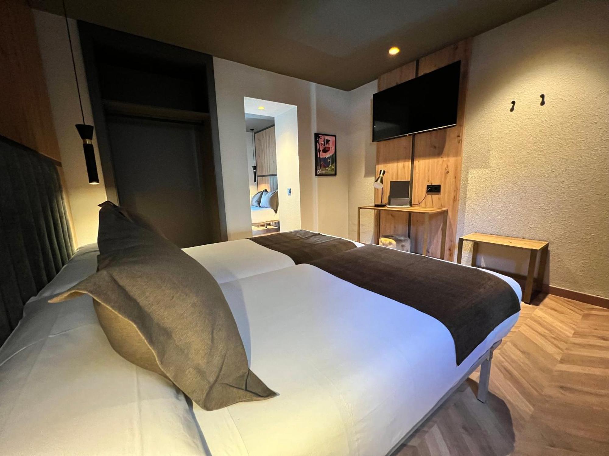 Yomo Petit Paris Hotel Encamp Eksteriør billede