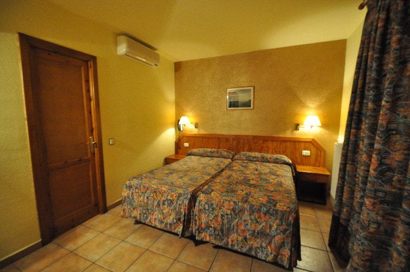 Yomo Petit Paris Hotel Encamp Værelse billede