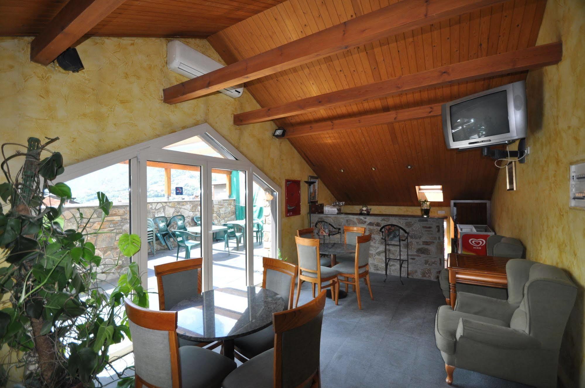 Yomo Petit Paris Hotel Encamp Eksteriør billede